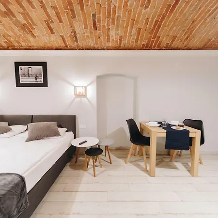 M1 Main Square Apartment Krakau